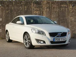 Vit Begagnad 2011 Volvo C70 Summum Cab | 169 900 kr (Marknadspris)