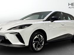 Vit (white) Begagnad 2024 MG MG4 EV Halvkombi | 299 990 kr (Lite dyr)