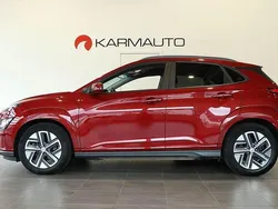 Röd Begagnad 2021 Hyundai Kona Essential SUV | 229 900 kr (Marknadspris)