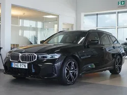 Grå (dravit grå metallic) Begagnad 2024 BMW 330e M Sport Kombi | 629 900 kr
