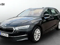 Svart Begagnad 2024 Skoda Octavia Selection Kombi | 309 900 kr (Lite dyr)