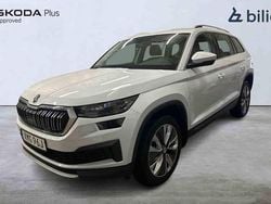 Vit Begagnad 2024 Skoda Kodiaq SUV | 399 500 kr (Marknadspris)
