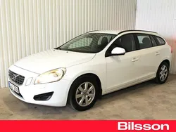 Vit Begagnad 2011 Volvo V60 Kinetic Kombi | 75 000 kr (Marknadspris)