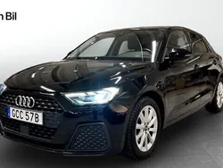 Mytsvart metallic Begagnad 2022 Audi A1 Sportback Proline Halvkombi | 224 000 kr (Marknadspris)