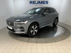 Grå Begagnad 2023 Volvo XC60 Plus SUV | 509 500 kr (Marknadspris)