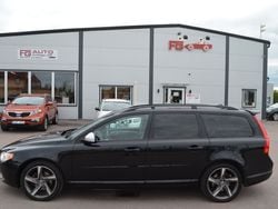 Svart Begagnad 2012 Volvo V70 R-Design Kombi | 99 000 kr (Marknadspris)