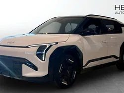 Vit (white) Ny 2025 Kia EV3 GT-Line SUV | 589 300 kr (Lite dyr)