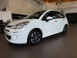 Vit Begagnad 2015 Citroën C3 Halvkombi | 79 990 kr (Marknadspris)