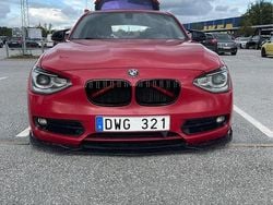 Röd Begagnad 2012 BMW 118 Sport Line Halvkombi | 46 900 kr (Lite dyr)