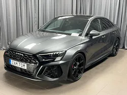 Grå Begagnad 2023 Audi RS3 Premium Halvkombi | 624 900 kr (Marknadspris)