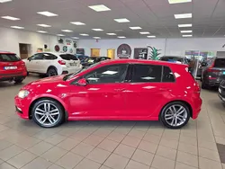 Röd Begagnad 2014 VW Golf VII R-line Halvkombi | 134 500 kr (Dyr)