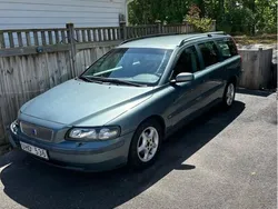 Grön Begagnad 2004 Volvo V70 Kombi | 19 500 kr (Marknadspris)