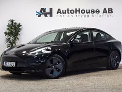 Svart Begagnad 2021 Tesla Model 3 Long Range Sedan | 269 000 kr (Bra pris)