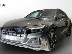 Daytonagrå pärleffekt Begagnad 2024 Audi Q8 S-Line SUV | 759 000 kr (Marknadspris)