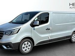 Grå (silver) Ny 2025 Renault Trafic Van | 521 250 kr (Dyr)