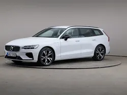 Vit Begagnad 2020 Volvo V60 R-Design Kombi | 359 000 kr (Superpris)
