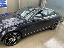 Svart Begagnad 2012 Mercedes C250 Sportkupé | 144 000 kr (Marknadspris)