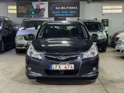 Mörkgrå Begagnad 2010 Subaru Legacy Kombi | 74 900 kr (Marknadspris)