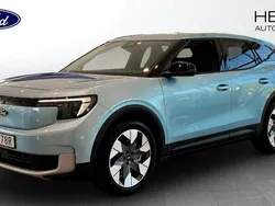 Blå (blue) Ny 2024 Ford Explorer Premium SUV | 618 700 kr (Marknadspris)