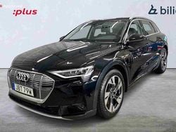 Svart Begagnad 2023 Audi e-tron SUV | 389 000 kr (Bra pris)