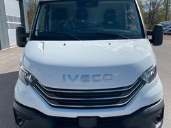 Vit Ny 2025 Iveco Daily Van | 561 250 kr (Lite dyr)