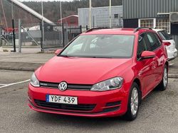 Röd Begagnad 2016 VW Golf VII Kombi | 104 990 kr (Bra pris)