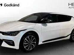 Vit (white) Begagnad 2022 Kia EV6 GT-Line SUV | 469 900 kr (Marknadspris)