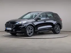 Svart Begagnad 2021 Ford Kuga ST-Line SUV | 265 000 kr (Marknadspris)