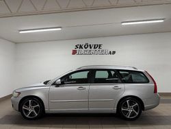 Ljusgrå Begagnad 2012 Volvo V50 Momentum Kombi | 91 500 kr (Dyr)