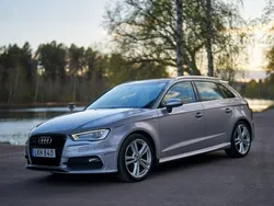 Silver Begagnad 2015 Audi A3 Sportback S-Line Halvkombi | 149 000 kr (Marknadspris)
