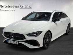 Vit Begagnad 2024 Mercedes CLA200 Shooting Brake AMG Kombi | 399 000 kr (Marknadspris)