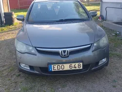 Grå Begagnad 2007 Honda Civic Hybrid Sedan | 65 500 kr