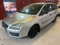 Silver Begagnad 2006 Ford Focus Kombi | 19 900 kr (Marknadspris)