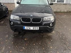 Svart Begagnad 2009 BMW X3 Comfort Edition SUV | 59 900 kr (Marknadspris)