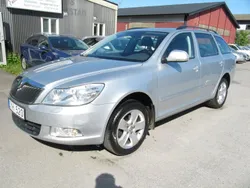 Silver Begagnad 2011 Skoda Octavia Elegance Kombi | 59 900 kr (Bra pris)