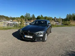 Grå Begagnad 2019 BMW 118 M Sport Halvkombi | 220 000 kr (Marknadspris)
