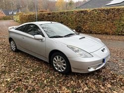 Grå Begagnad 2001 Toyota Celica Halvkombi | 55 000 kr