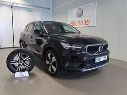Svart Begagnad 2019 Volvo XC40 SUV | 309 900 kr (Marknadspris)