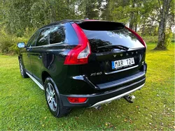 Svart Begagnad 2013 Volvo XC60 Momentum SUV | 85 000 kr (Marknadspris)