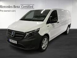 Vit Begagnad 2023 Mercedes e-Vito Minibuss | 309 900 kr