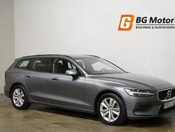 Grå Begagnad 2019 Volvo V60 Momentum Kombi | 198 900 kr (Marknadspris)