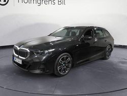 Safirsvart metallic Begagnad 2025 BMW 530 M Sport Kombi | 649 500 kr