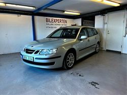 Ljusgul (gul) Begagnad 2006 Saab 9-3 Linear Kombi | 29 900 kr (Lite dyr)