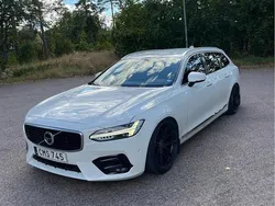 Vit Begagnad 2018 Volvo V90 Inscription Kombi | 135 000 kr