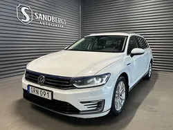 Vit Begagnad 2016 VW Passat GTE Kombi | 114 500 kr (Dyr)