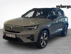 Grön Begagnad 2023 Volvo XC40 Core SUV | 319 000 kr