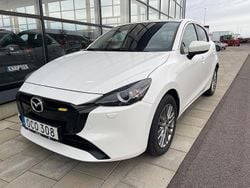 Vit Begagnad 2023 Mazda 2 Exclusive-Line Halvkombi | 239 900 kr (Lite dyr)