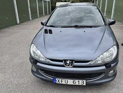 Grå Begagnad 2006 Peugeot 206 Sport Halvkombi | 22 500 kr (Dyr)