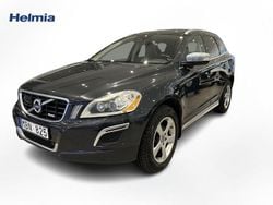 Grå Begagnad 2012 Volvo XC60 R-Design SUV | 139 900 kr (Marknadspris)