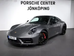Mörkgrå (grey) Begagnad 2024 Porsche 911 Carrera 4 GTS Sportkupé | 1 749 000 kr (Superpris)